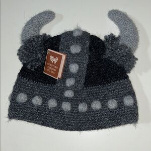💗NWT Peruvian Trading Co Viking Horns Beanie Hat - OS